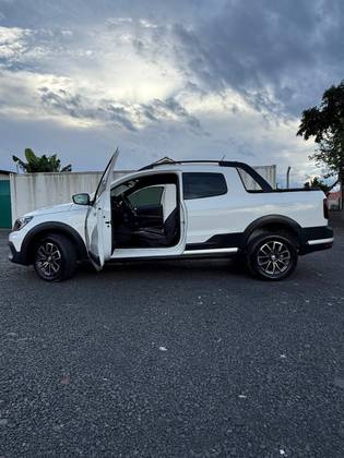 VOLKSWAGEN SAVEIRO 1.6 CROSS CD 16V FLEX 2P MANUAL VOLKSWAGEN SAVEIRO 1.6 CROSS CD 16V FLEX 2P MANUAL